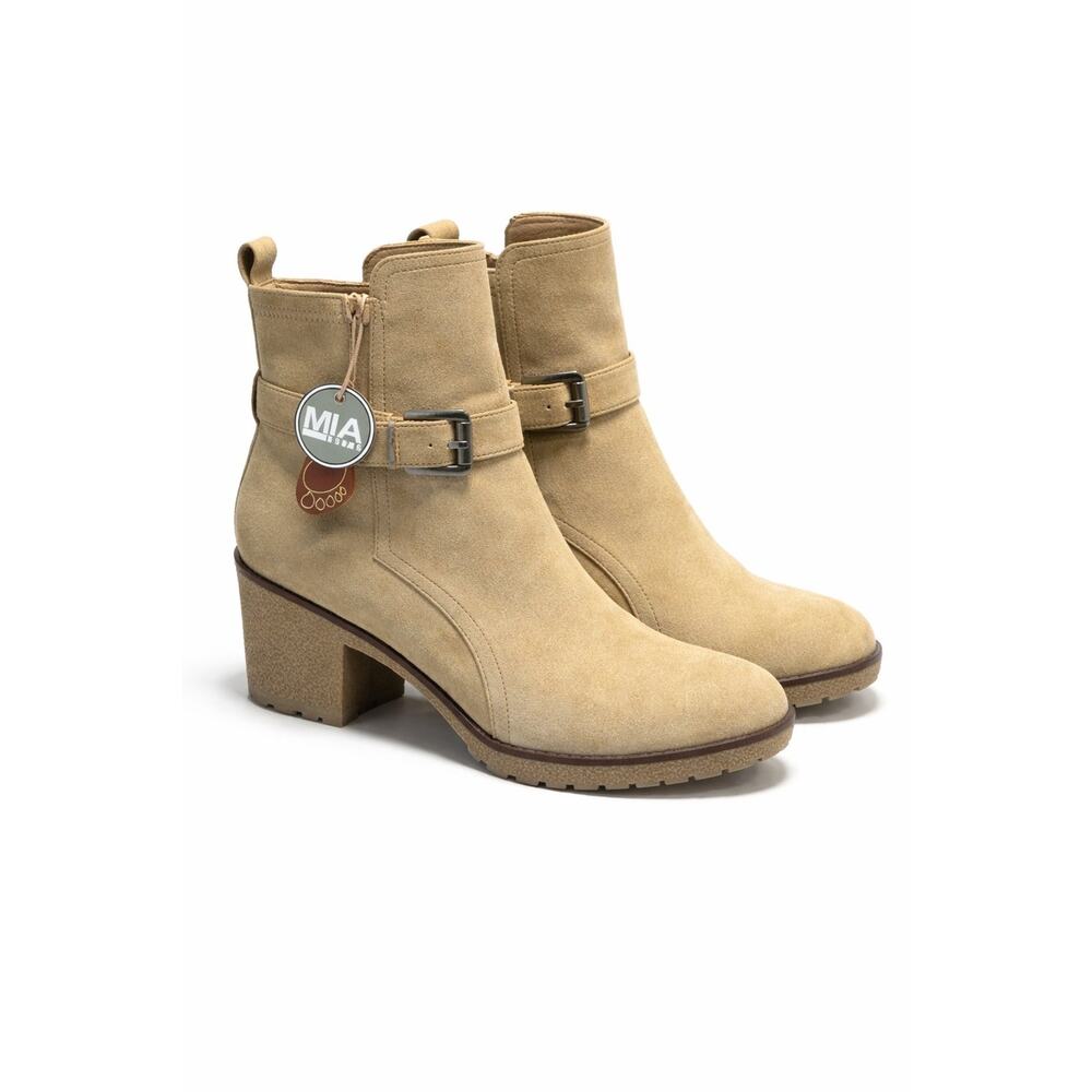 MIA Women's Holt Boot in Sand Amber Suede 8.5M
